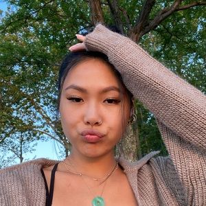 Meet your Posher, Megan